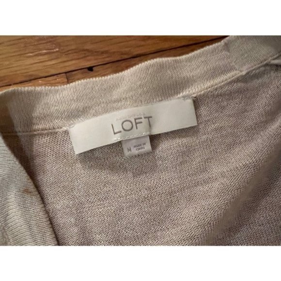 Cardigan LOFT size Medium - Picture 4 of 5